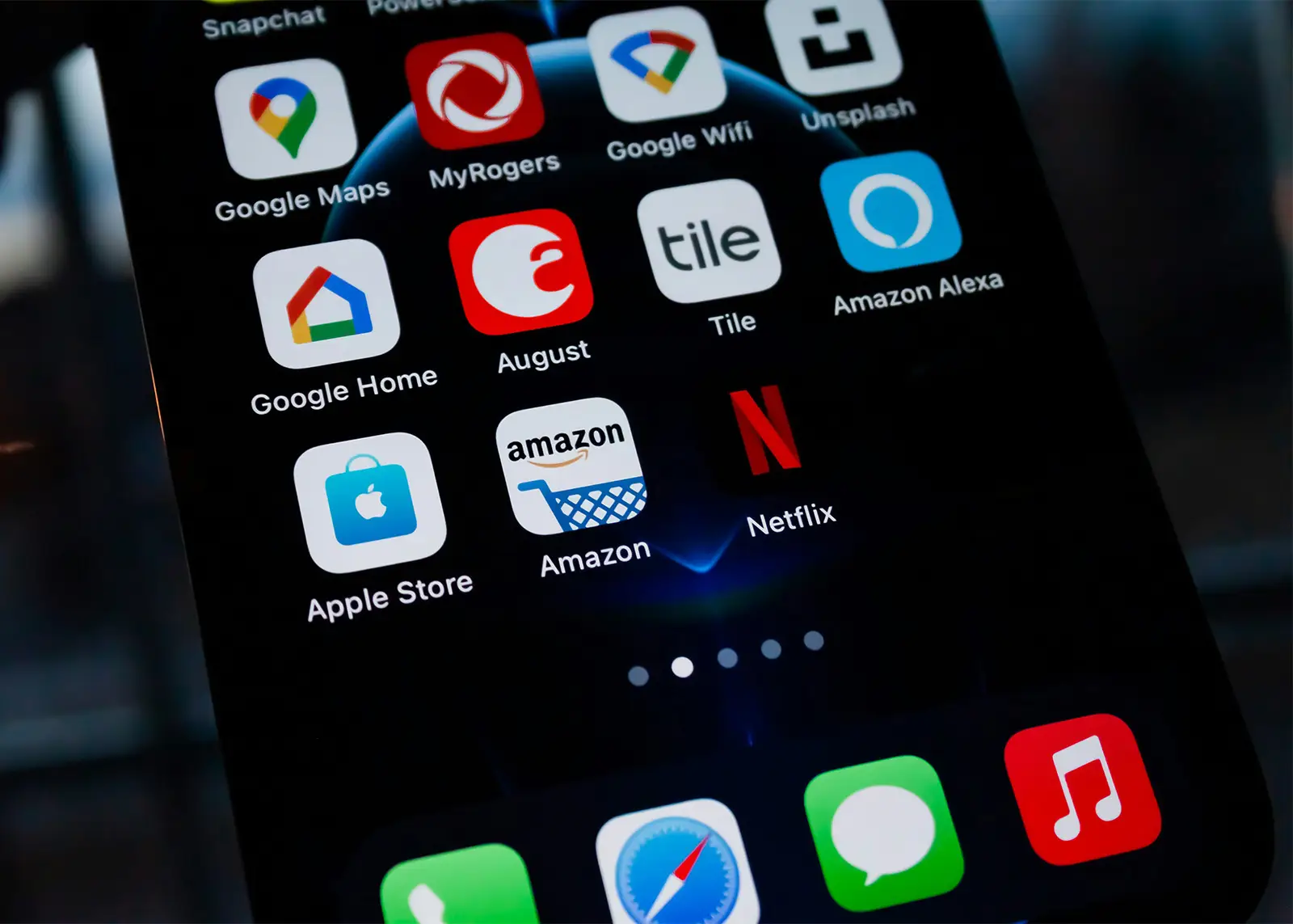 Trade Mark Rights: Is a Word Mark or Device Better?
